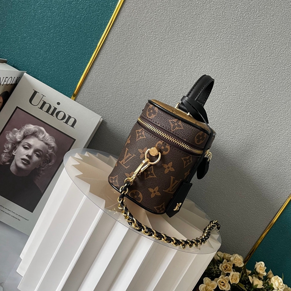 ルイヴィトンバッグ側面デザイン